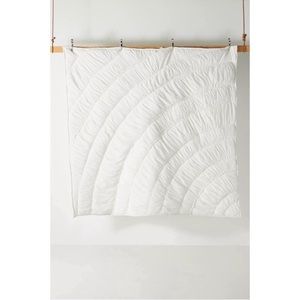 Anthro Dreamy king comforter